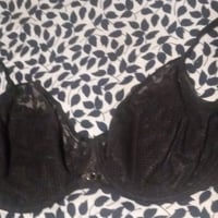 Gallery image 3 for Chantelle Parisian Allure Unlined Plunge Bra