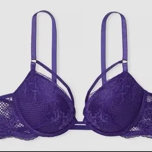 Victoria's Secret Bombshell Plunge Push-Up Bra
