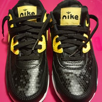 Gallery image 1 for Nike Air Max 90 SE Lil Bugs Youth Size 4.5