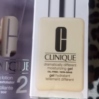 Gallery image 4 for Clinique Skincare Bundle