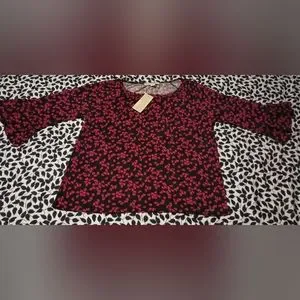Gallery image 2 for Michael Kors Hearts Shirt, Large