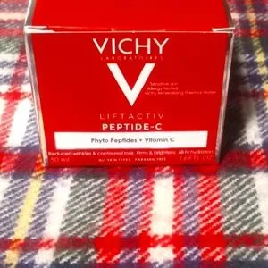 VICHY Liftactiv PEPTIDE-C 48-HR Hydration