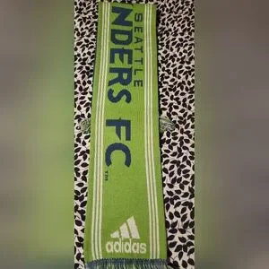 Gallery image 2 for Sports Scarf Seattle Sounders Soccer Scarf