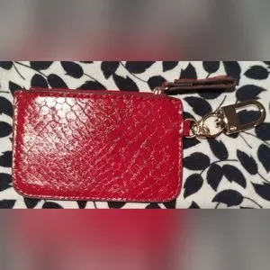 Gallery image 1 for Guess Zippered Coin Pouch