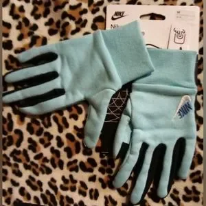 Nike Club Fleece Gloves, Youth Medium