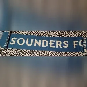 Gallery image 1 for Seattle Sounders 2013 Season Ticket Member Scarf