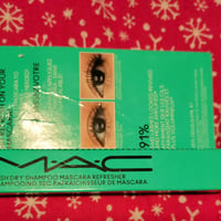 Gallery image 2 for MAC Lash Dry Shampoo Mascara Refresher