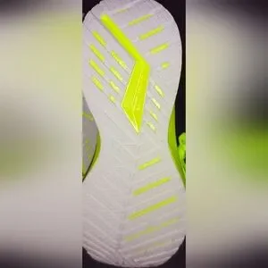Gallery image 2 for Brooks Levitate 5 Running Shoes, Men's 9.5