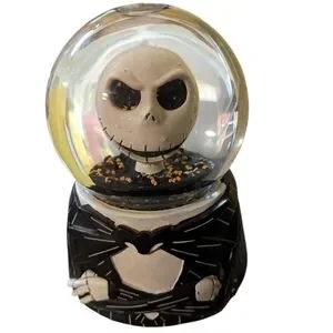 Gallery image 2 for Disney The Nightmare Before Christmas Snow Globe