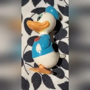 Gallery image 4 for Disney's Donald Duck 1977 Tomy Wind-Up Toy