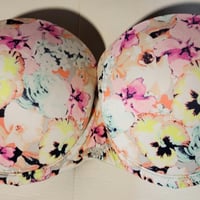 Gallery image 2 for Victoria's Secret Set of 2 Bras