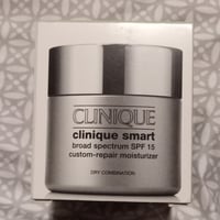 Clinique Smart Broad Spectrum SPF 15 Moisturizer