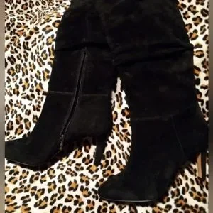 Vince Camuto VP Larink Suede Boot, Size 8