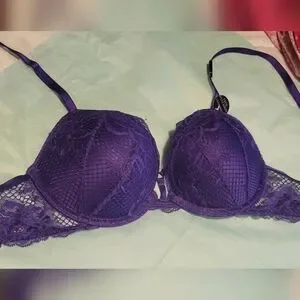 Gallery image 2 for Victoria's Secret Bombshell Plunge Push-Up Bra