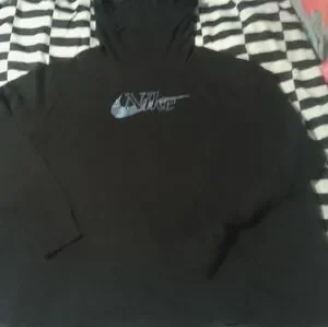 Gallery image 3 for Nike Icon Clash Women's Plus Size Hoodie