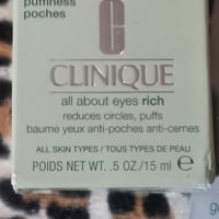 Gallery image 1 for Clinique Skincare Bundle