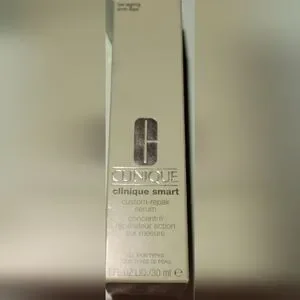 Gallery image 1 for Clinique Smart Custom-Repair Serum, 1.0 fl oz