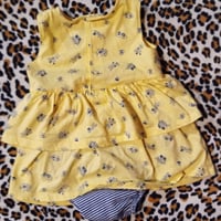 Gallery image 2 for Set of Babygirls Outfits, Size 18 Months