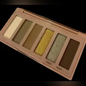 Gallery image 1 for Urban Decay Makeup Trio