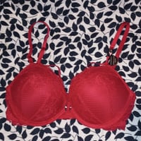 Gallery image 1 for Victoria's Secret Bra Bundle, 32C