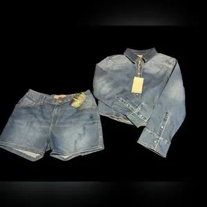 Love Trends 2-Piece Denim Jacket/Shorts Outfit