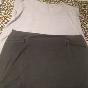 Plus Size Women's T-shirt/Skirt Combo, 26/28