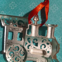 Gallery image 4 for Lenox Sparkle & Scroll Set of Holiday Ornaments