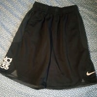 Gallery image 6 for Nike Boys Clothing Bundle, Size Large