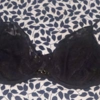 Gallery image 2 for Chantelle Parisian Allure Unlined Plunge Bra