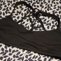 Lululemon Womens Strappy Sports Bra
