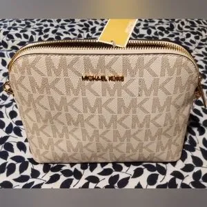 MICHAEL Michael Kors Cindy Lg Dome Crossbody