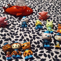 Mattel 2010 Octonauts Bundle w/Gup-B Launch & Rescue Vehicle