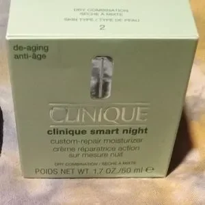 Gallery image 1 for Clinique Skincare Trio