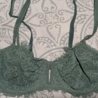 auden bra, 32B