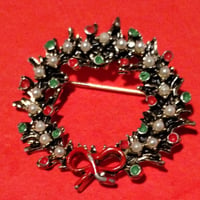 Vintage Holiday Brooch