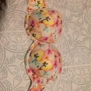 Gallery image 2 for Victoria's Secret Push Up Bra, 34D