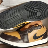 Gallery image 2 for Air Jordan 1 SE Low Men's Sneakers