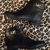 Gallery image 2 for MICHAEL Michael Kors Jilly Ankle Boot