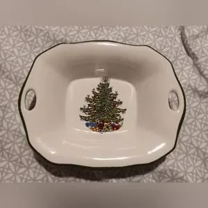 Cuthbertson OG Christmas Tree Dish
